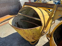 Betonkubel kokerkubel 1000l - afbeelding 3 van  10