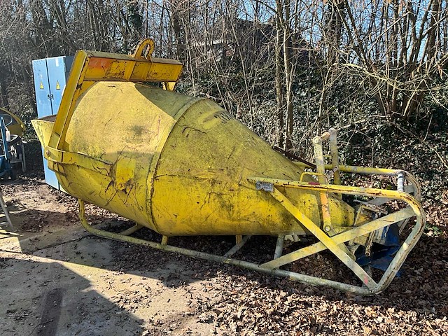 Betonkubel - afbeelding 2 van  7