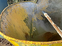 Betonkubel - afbeelding 6 van  7