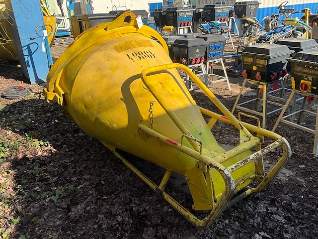 Betonkubel - afbeelding 2 van  6