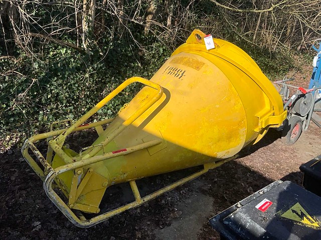 Betonkubel - afbeelding 3 van  6