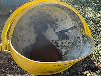 Betonkubel - afbeelding 6 van  6