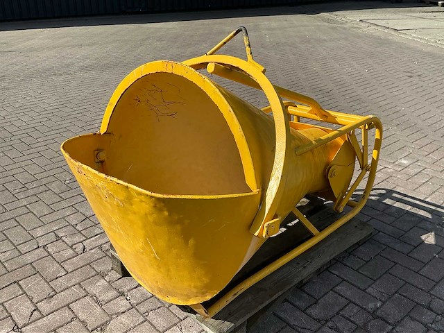 Betonkubel - afbeelding 1 van  6