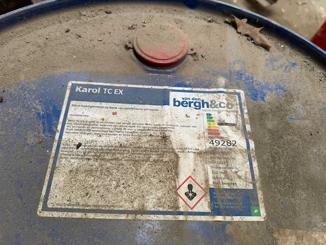 Betonlossingmiddel - overige beton toebehoren - afbeelding 2 van  4