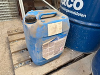Betonlossingmiddel - overige beton toebehoren - afbeelding 4 van  4
