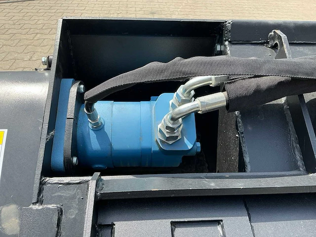 Betonmixer / cementmengbak - afbeelding 12 van  12