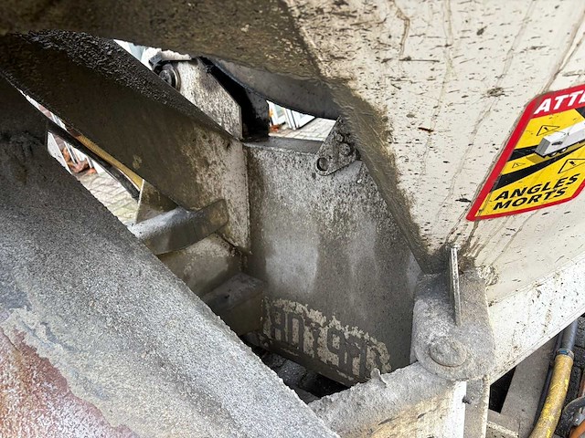 Betonmixer met eigen motor - afbeelding 5 van  20