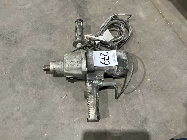 Betonmixer - afbeelding 2 van  2