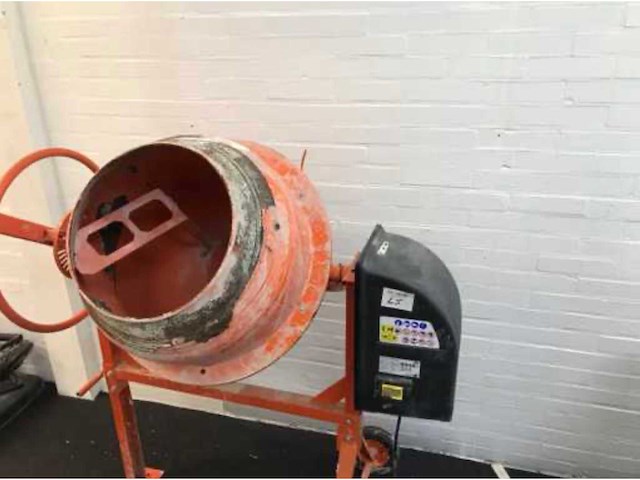 Betonmixer - afbeelding 2 van  2