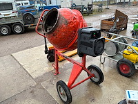 Betonmixer - afbeelding 1 van  6