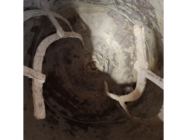 Betonmixer - afbeelding 5 van  10