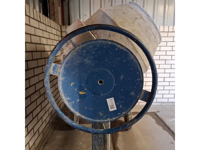 Betonmixer - afbeelding 7 van  10