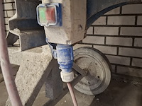 Betonmixer - afbeelding 10 van  10