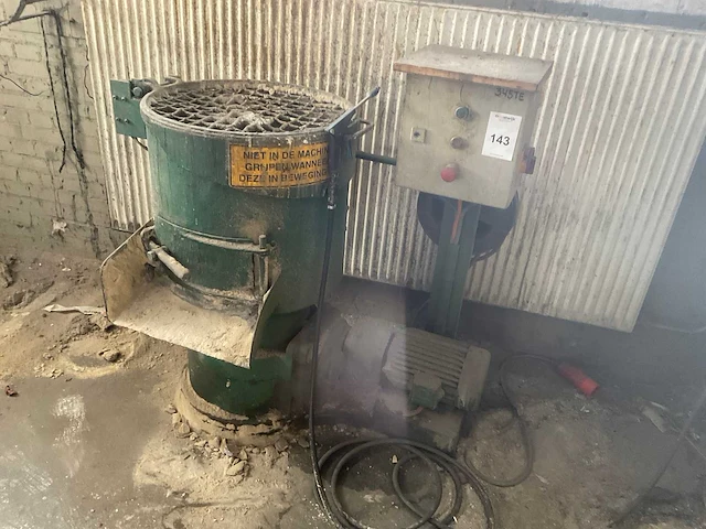 Betonmixer - afbeelding 2 van  8