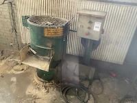 Betonmixer - afbeelding 2 van  8