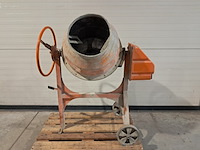 Betonmolen - 145l - 230v atika, profi 145s, bouwjaar 2014 - afbeelding 1 van  7