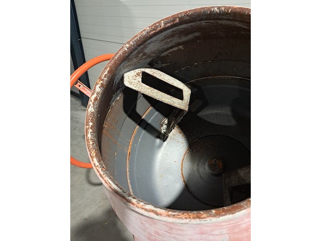 Betonmolen - 145l - 230v atika, profi 145s, bouwjaar 2019 - afbeelding 13 van  22