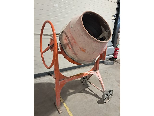 Betonmolen - 145l - 230v atika, profi 145s, bouwjaar 2019 - afbeelding 16 van  22