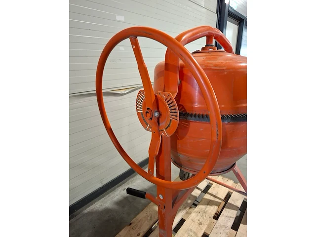 Betonmolen - 145l - 230v atika, profi 145s, bouwjaar 2024 - afbeelding 3 van  9