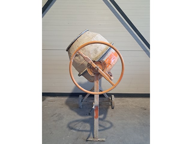 Betonmolen 140l 230v ~ atika, profi 145s, bouwjaar 2016 - afbeelding 9 van  16