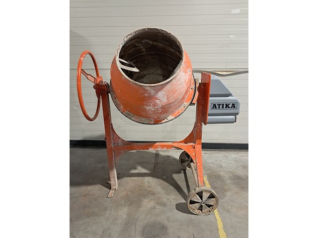 Betonmolen 140l 230v ~ atika, profi 145s, bouwjaar 2019 - afbeelding 1 van  21