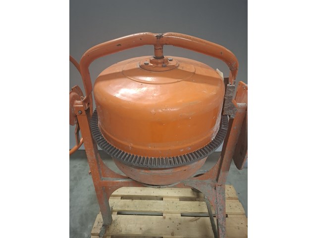 Betonmolen 140l 230v ~ atika, profi 145s, bouwjaar 2019 - afbeelding 2 van  8