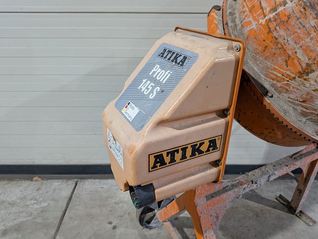 Betonmolen, atika, profi 145 s, 2008 - afbeelding 3 van  10