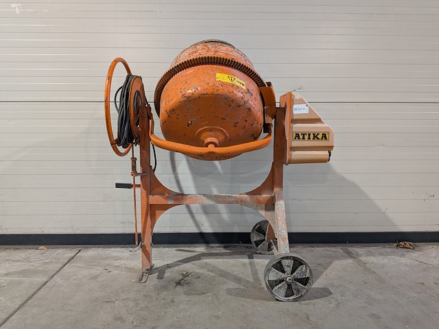 Betonmolen, atika, profi 145 s, 2008 - afbeelding 9 van  10