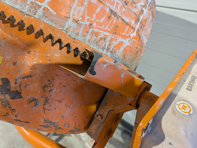 Betonmolen, atika, profi 145 s, 2008 - afbeelding 10 van  10