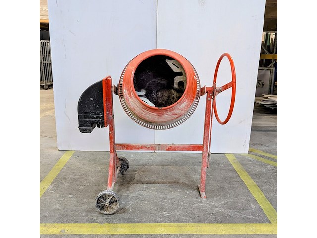 Betonmolen lescha, hmp 135l - afbeelding 1 van  10