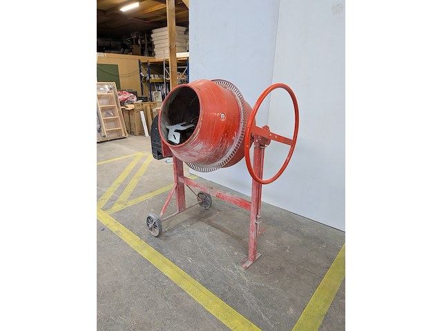 Betonmolen lescha, hmp 135l - afbeelding 3 van  10
