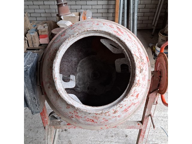 Betonmolen lescha, sm 145 s - afbeelding 9 van  14