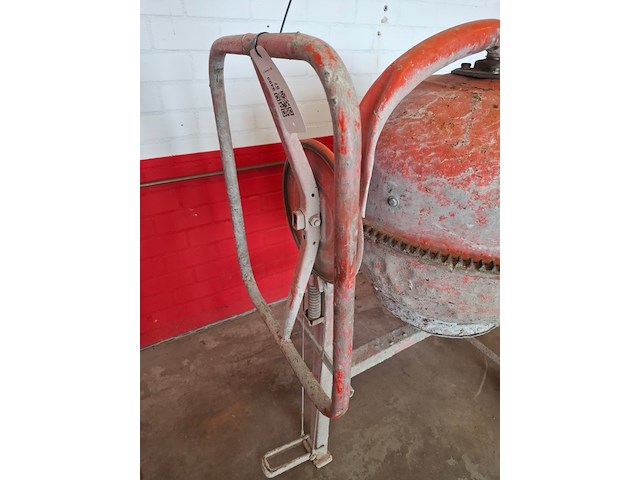 Betonmolen lescha, sm 145s - afbeelding 5 van  7