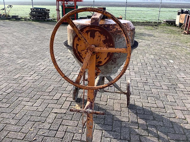 Betonmolen - afbeelding 3 van  4