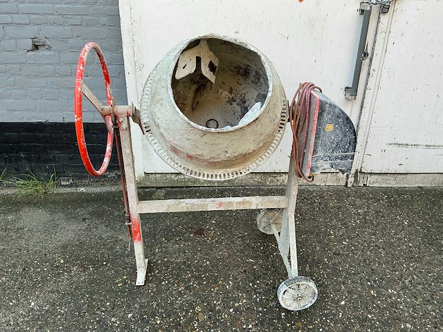 Betonmolen - afbeelding 2 van  5