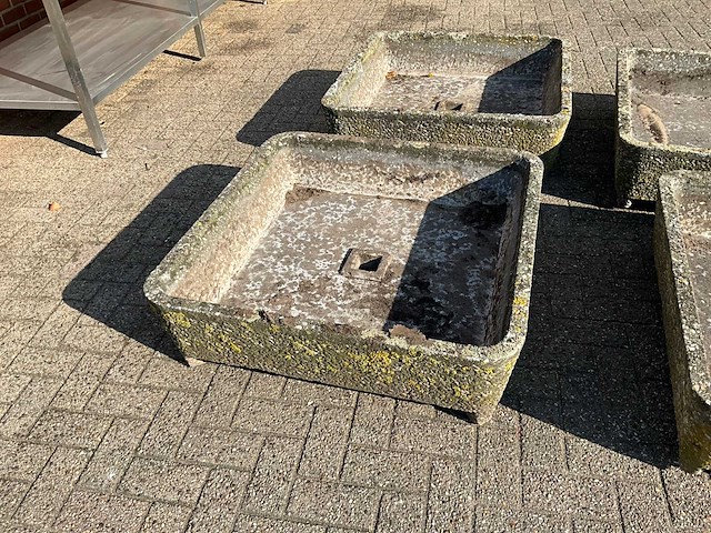 Betonnen bloembakken (4x) - afbeelding 6 van  8