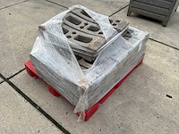 Betonnen bouwhek voet (13x) - afbeelding 1 van  7