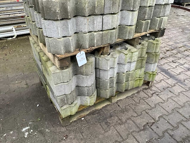 Betonnen grasblokken - afbeelding 4 van  4