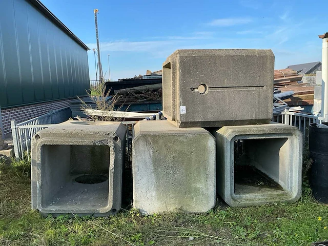 Betonnen inspectieput (4x) - afbeelding 2 van  4