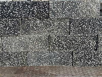 Betonnen muurblokken (ca 112 stuks) - afbeelding 3 van  4