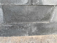 Betonnen muurblokken (ca 160 stuks) - afbeelding 3 van  5