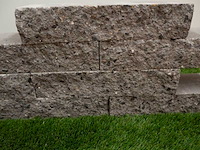 Betonnen muurblokken (ca. 900 stuks) - afbeelding 2 van  3