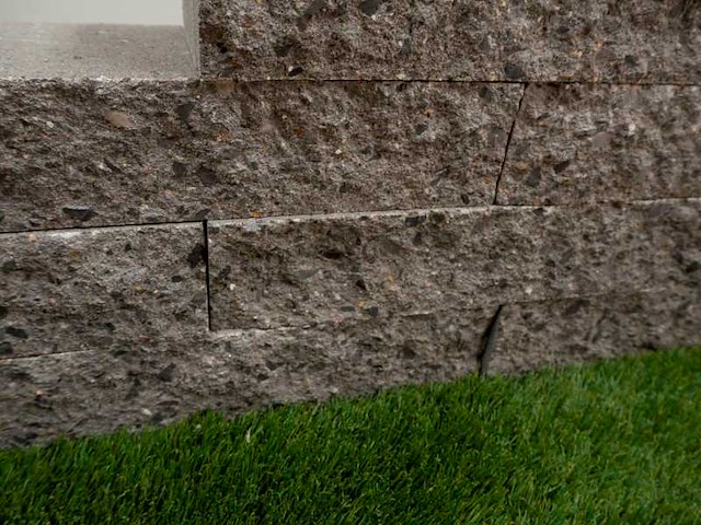 Betonnen muurblokken (ca. 900 stuks) - afbeelding 3 van  3