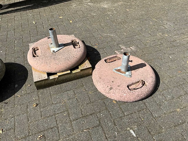 Betonnen parasolvoeten (2x) - afbeelding 2 van  5