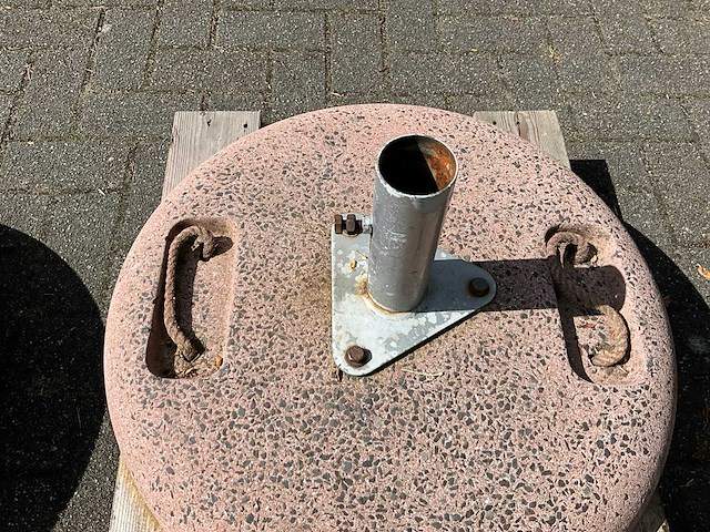 Betonnen parasolvoeten (2x) - afbeelding 4 van  4