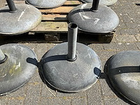 Betonnen parasolvoeten (7x) - afbeelding 4 van  7