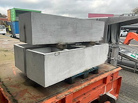 Betonnen plantenbakken (3x) - afbeelding 3 van  4