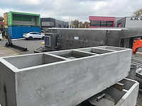 Betonnen plantenbakken (3x) - afbeelding 4 van  4