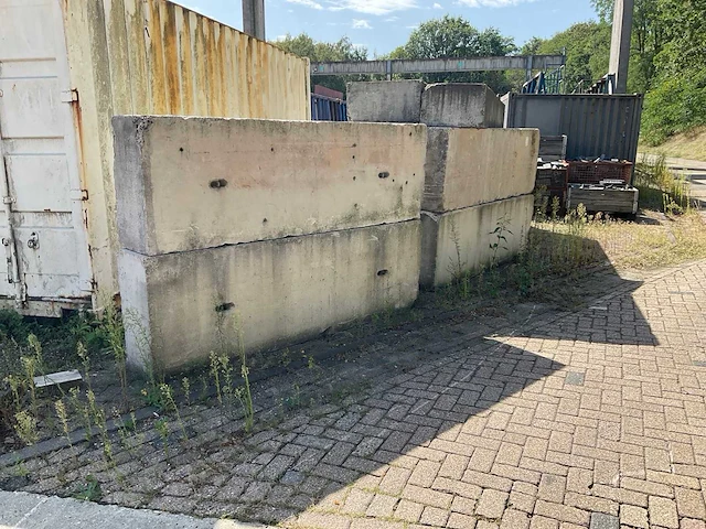 Betonnen stapelblokken - afbeelding 5 van  8