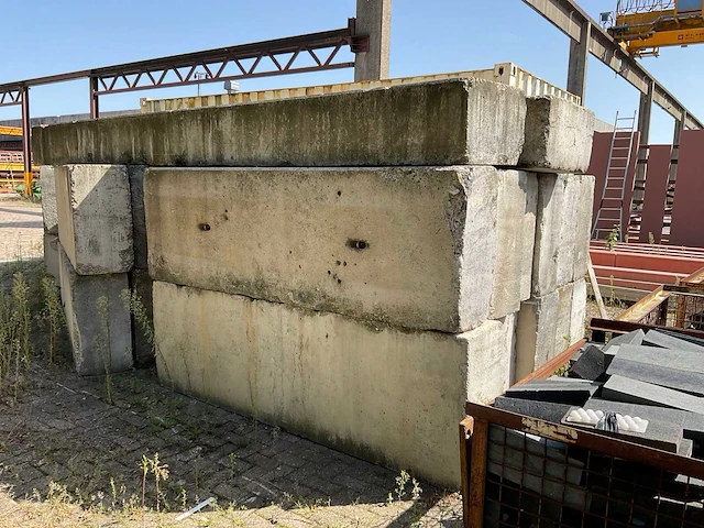 Betonnen stapelblokken - afbeelding 6 van  8